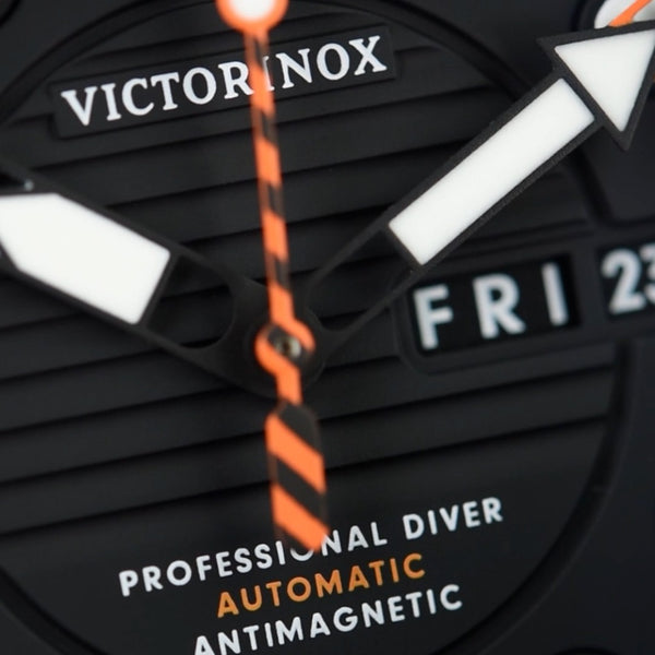 Victorinox Dive Pro Automatic Titanium 241996 (Pre-owned)