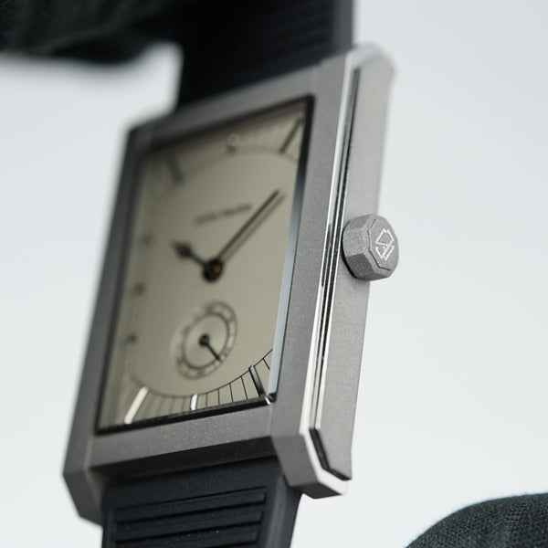 Echo/Neutra Rivanera Grey (Pre-Owned)