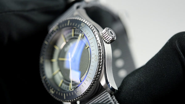 AVI-8 Sector 40 Meca-Quartz AV-4110-02 Limited Edition (Pre-owned)