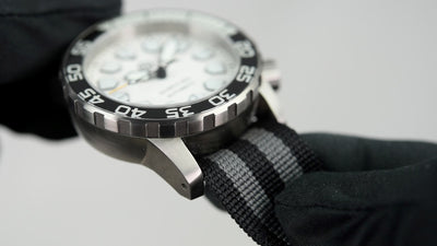 Helm Khuraburi Steel White (Pre-owned)