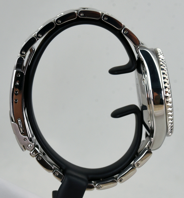 Orient RA-AA0003R Kamasu Mako III (Pre-owned)