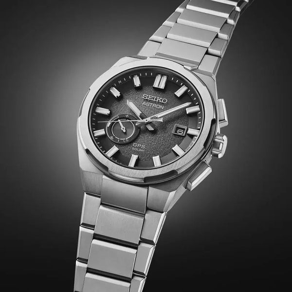 Seiko Astron SSJ025J1