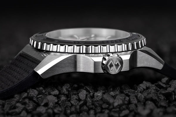 Formex REEF 39.5mm Automatic Chronometer 300m Forged Carbon Rubber