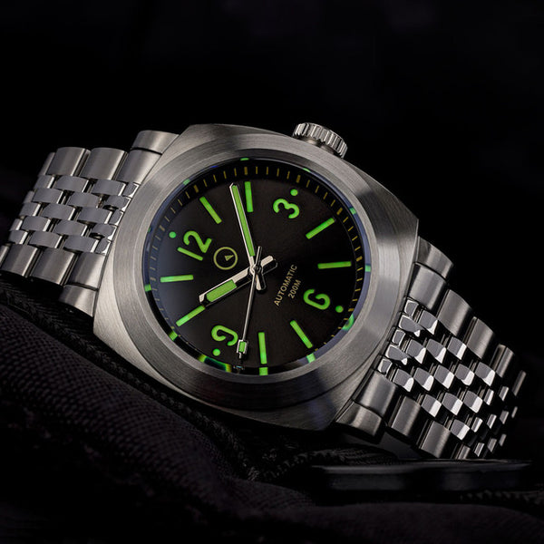 Islander Black Sandwich Dial ISL-80