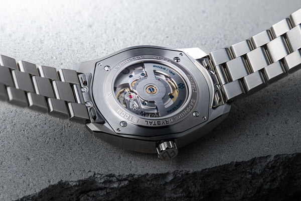 Formex Essence ThirtyNine Radiant Bronze Steel