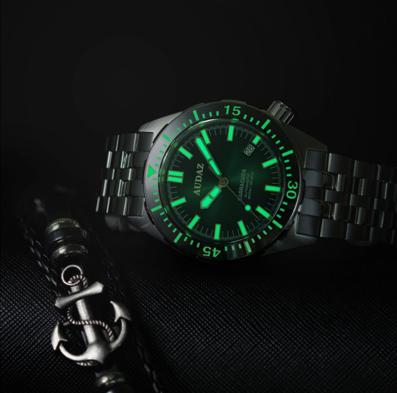 Audaz Barracuda ADZ-3050-04 - SeriousWatches.com Audaz Barracuda ADZ-3050-04 - SeriousWatches.com